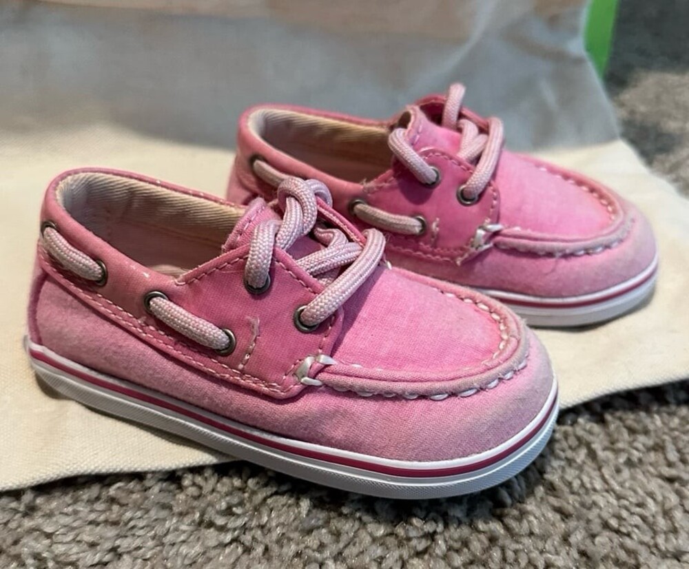 Pink toddler sperry size 4 M